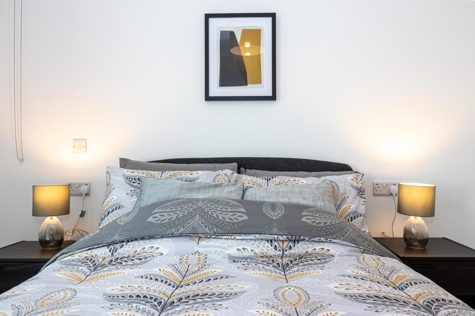 Royal Ebony By Asquare Lettings Apartman Manchester Kültér fotó