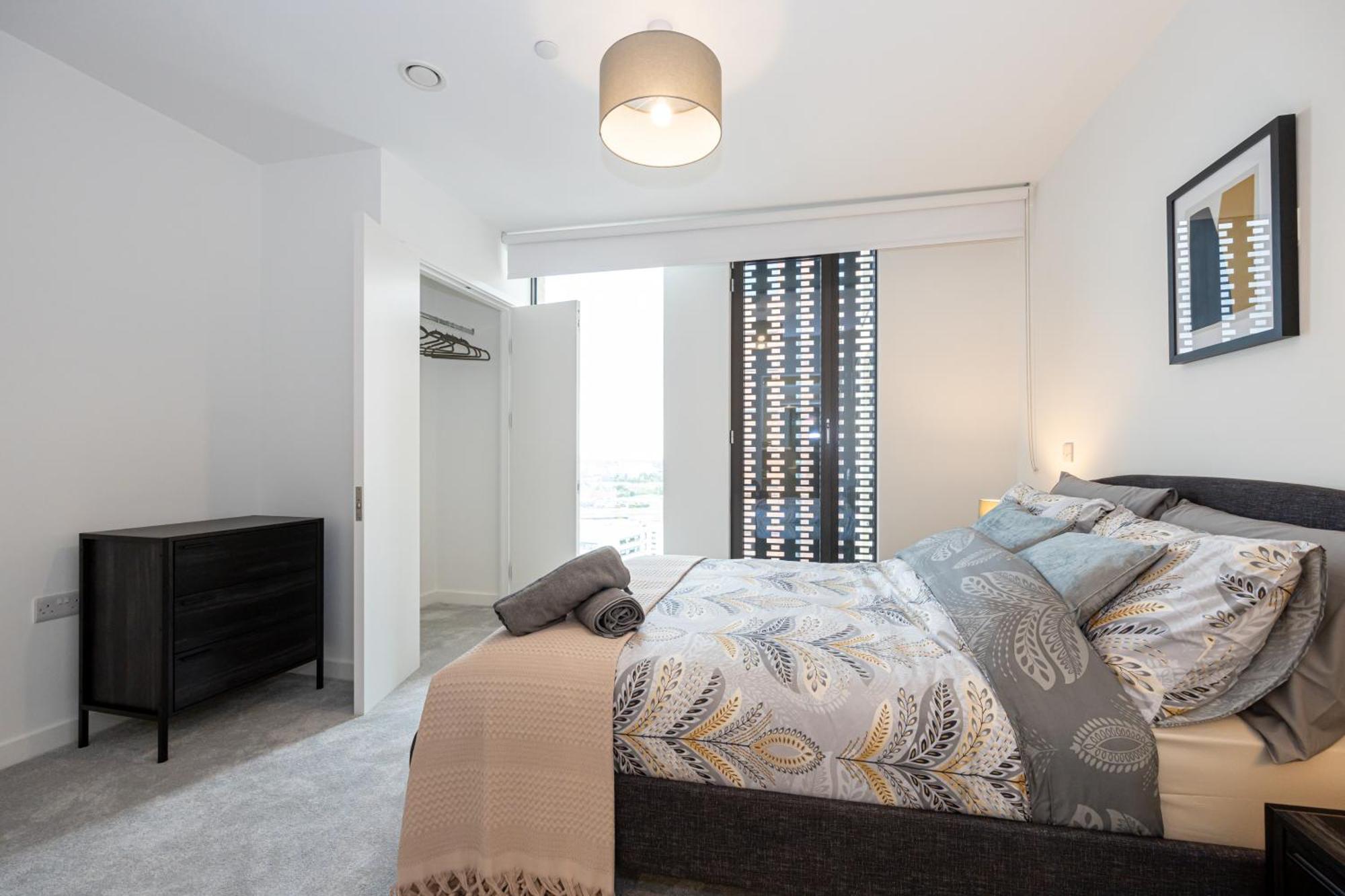 Royal Ebony By Asquare Lettings Apartman Manchester Kültér fotó